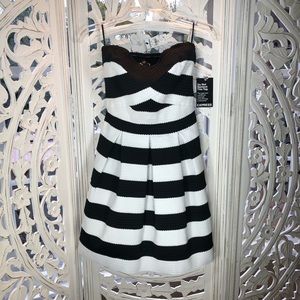 EXPRESS Black and White strapless dress NWT